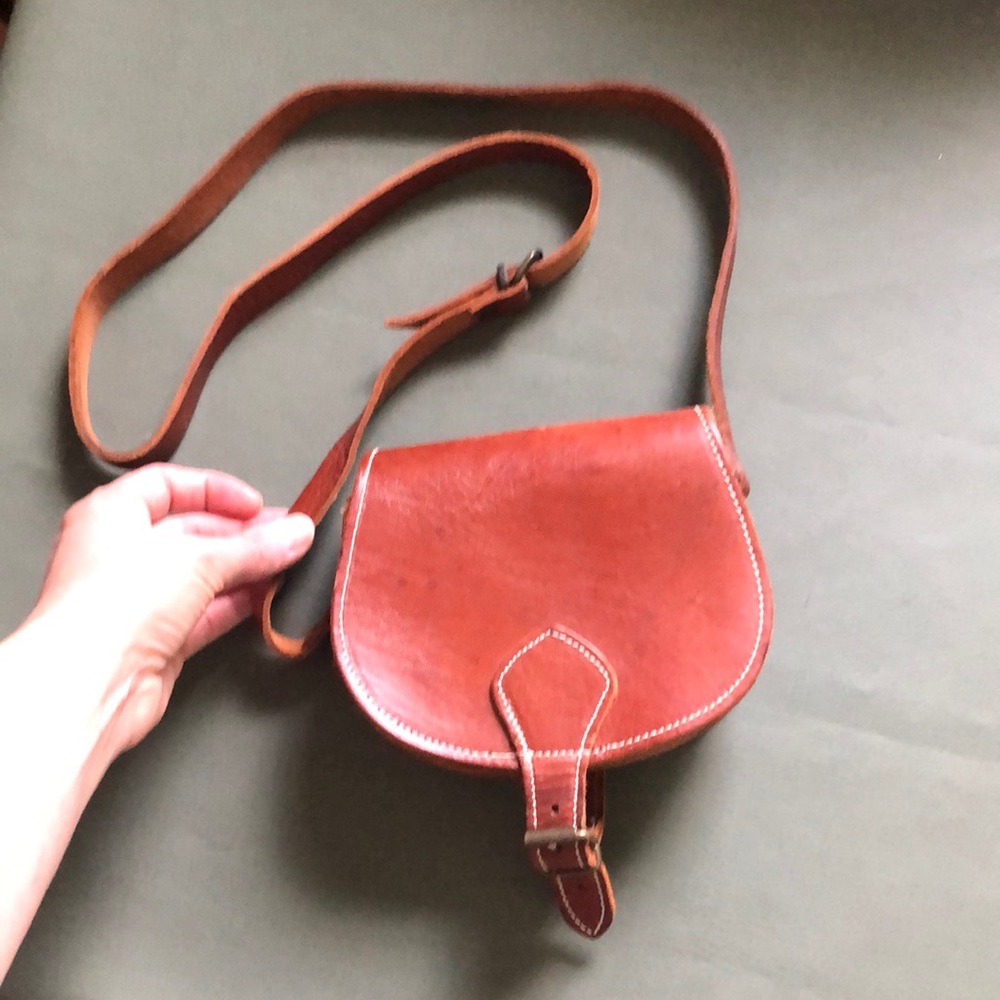 Small possibly handmade vintage leather purse